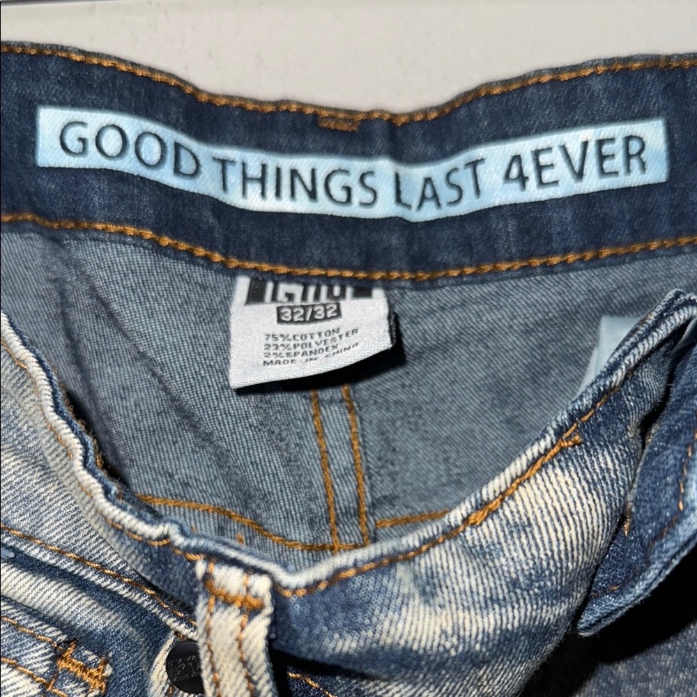 Relaxed Cargo Jeans in Faded Black - Picture 6 of 9